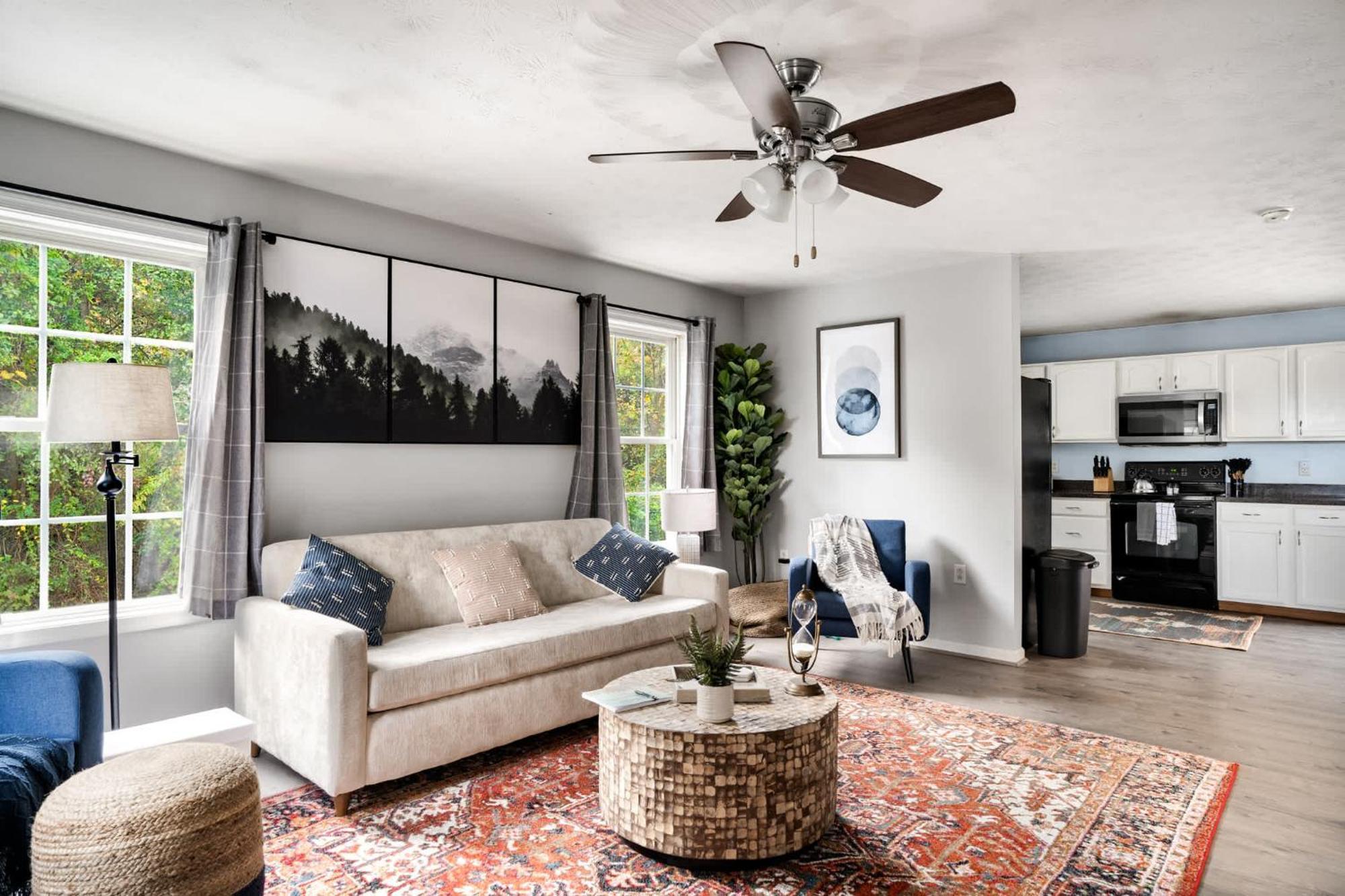 Modern Decor, Hot Tub, Fire Pit & River Access! Luray Exterior photo